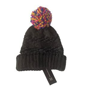 Women's Black Pom Pom Knit Beanie Hat